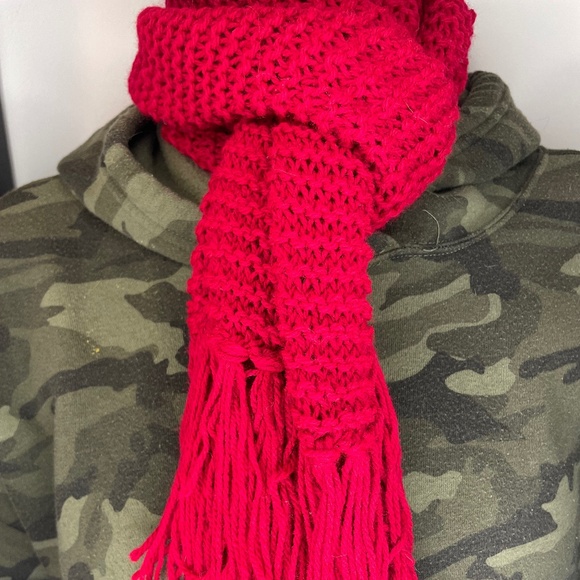 Handmade Red Scarf - Picture 1 of 4